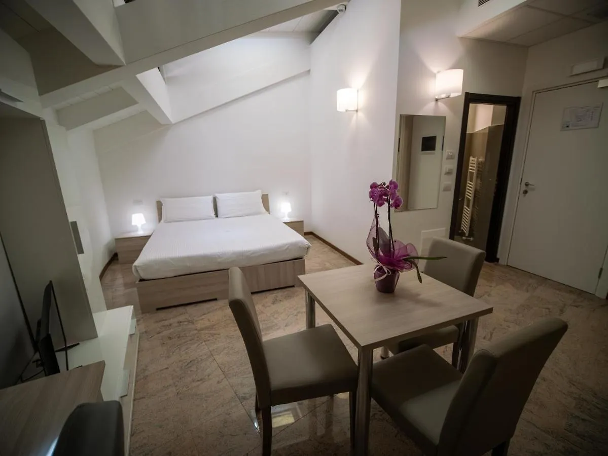 Ego' Residence Ferrara Aparthotel