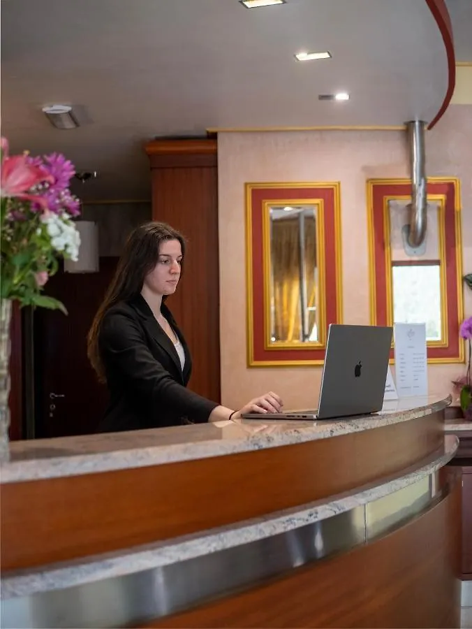 Aparthotel Ego' Residence Ferrara