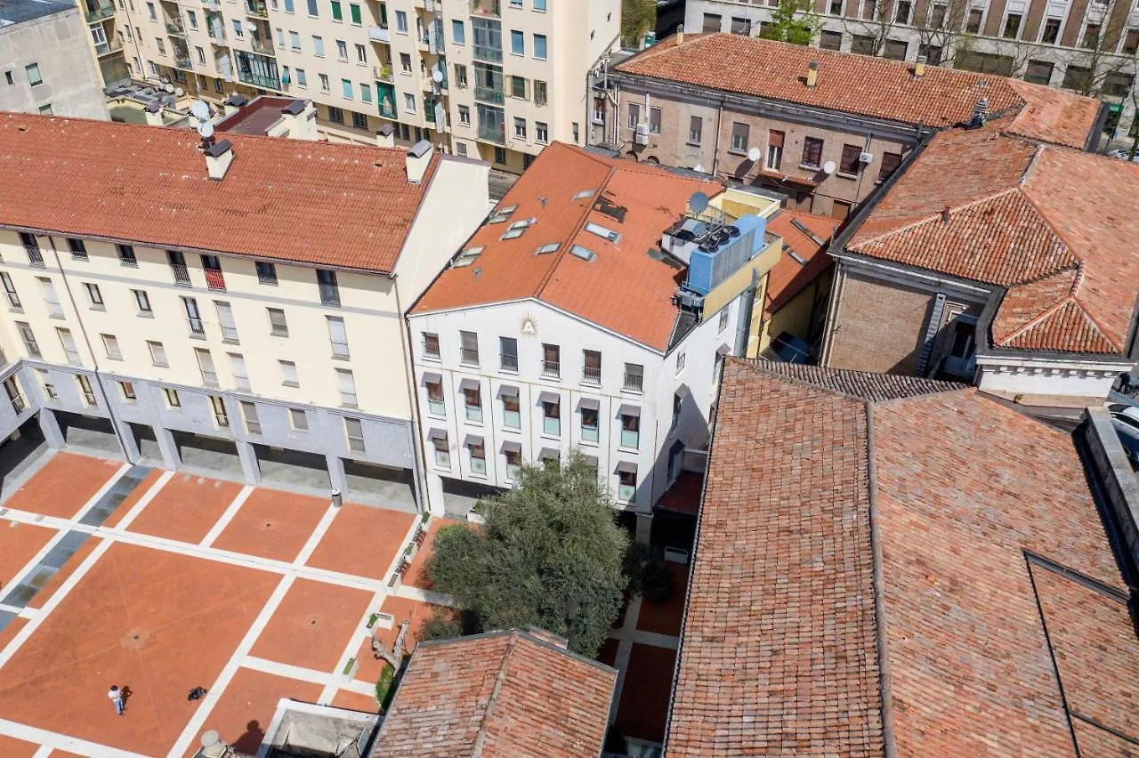 Ego' Residence Ferrara Aparthotel