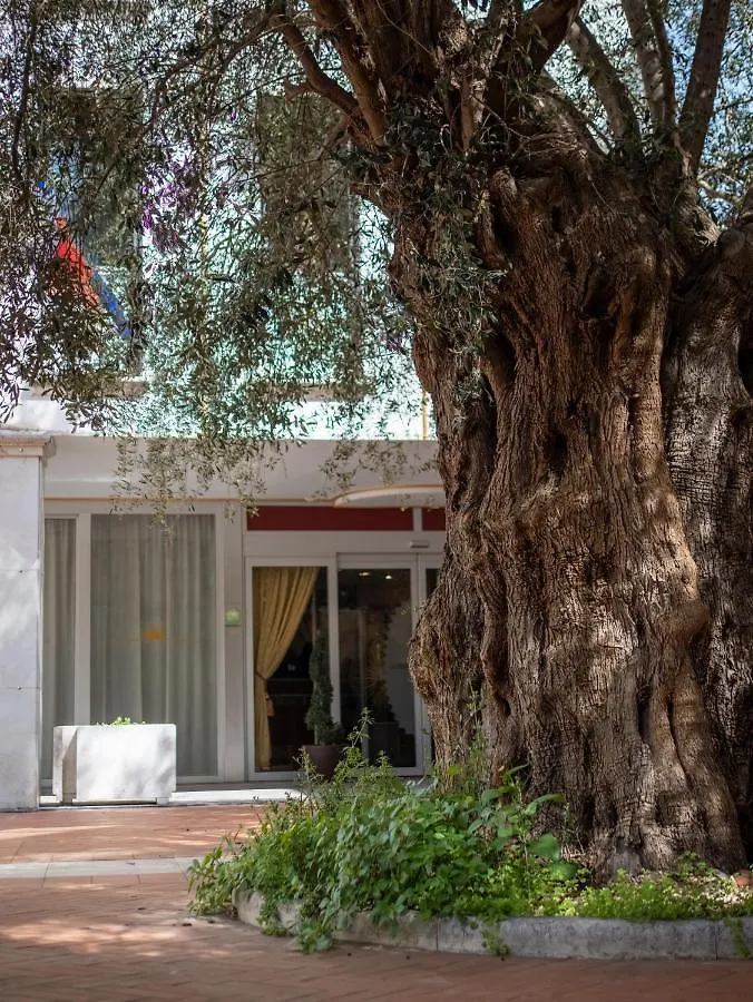 Ego' Residence Ferrara Aparthotel