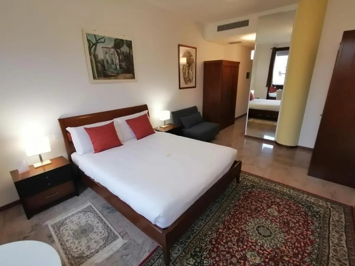 Ego' Residence Ferrara 0*,  Italia