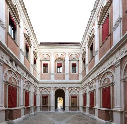 Ego' Residence Ferrara Aparthotel